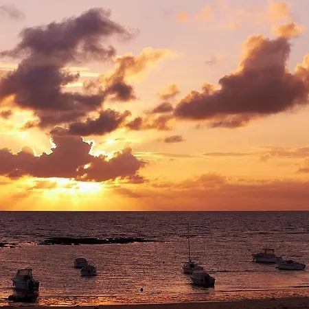 La Petite Boulangere De Pays